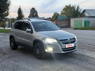 2011 Volkswagen Tiguan I, серебристый, 950000 рублей, вид 4