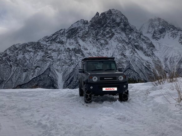 2021 Suzuki Jimny Sierra IV, серый, 2390000 рублей - вид 12