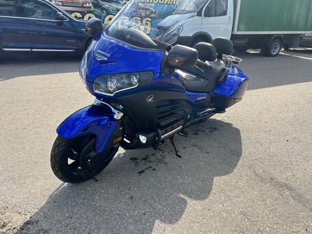2015 Honda GL 1800 Gold Wing, синий, 1675000 рублей, вид 3