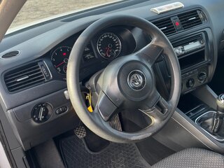 2013 Volkswagen Jetta VI, белый, 600000 рублей, вид 5