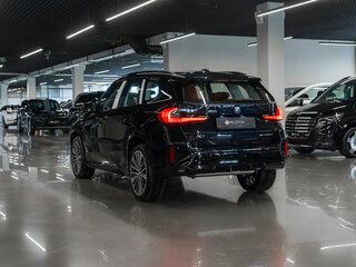 2026 BMW X1 Long 25Li xDrive III (U11/U12), чёрный, 6180000 рублей, вид 5