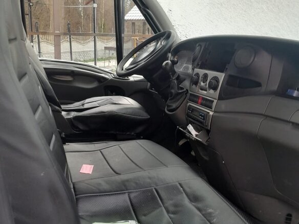 2011 Iveco Daily, белый, 2200000 рублей - вид 4