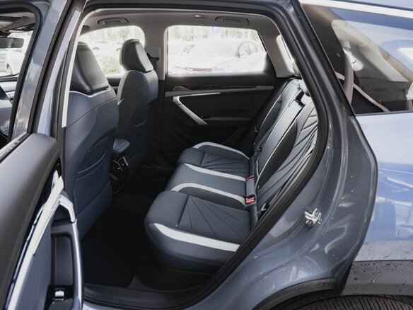 2026 Geely Atlas II, синий, 4078840 рублей - вид 24