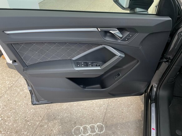 2026 Audi Q3 35 TFSI II (F3), серый - вид 10