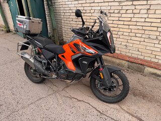 2022 KTM 1290 Super Adventure S, оранжевый, 1650000 рублей, вид 2