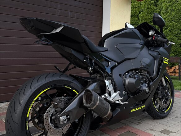 2017 Honda CBR 1000 RR/RA Fireblade, чёрный, 950000 рублей - вид 1