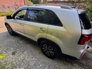 2017 Kia Sorento II Рестайлинг, серый, 2200000 рублей, вид 4