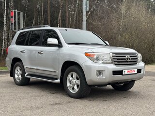 2014 Toyota Land Cruiser 200 Series Рестайлинг 1, серый, 3950000 рублей, вид 4