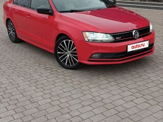 2015 Volkswagen Jetta VI Рестайлинг, красный, 1250000 рублей, вид 3