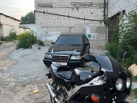 1990 Suzuki GSX-R 400, чёрный, 200000 рублей, вид 2