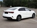 2023 Kia K3 II (China Market) Рестайлинг, белый - вид 5