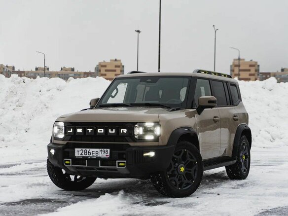 2024 Jetour T2, коричневый, 3900000 рублей