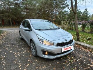 2016 Kia Ceed II Рестайлинг, серебристый, 1340000 рублей, вид 2