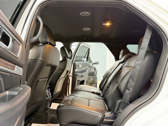 2018 Ford Explorer V Рестайлинг, белый, 3150000 рублей - вид 35