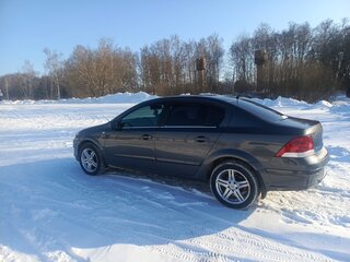 2011 Opel Astra H Рестайлинг, серый, 620000 рублей, вид 5