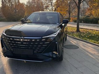 2025 Changan UNI-Z, чёрный, 1370000 рублей, вид 2