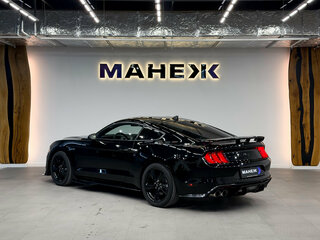 2022 Ford Mustang VI Рестайлинг, чёрный, 4200000 рублей, вид 4
