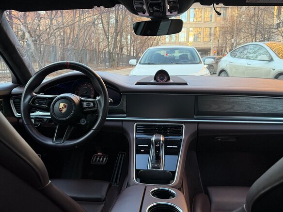 2021 Porsche Panamera GTS II Рестайлинг, фиолетовый, 13200000 рублей - вид 10