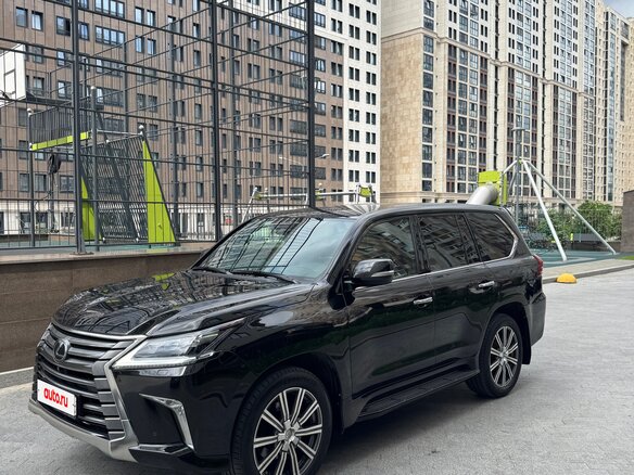 2021 Lexus LX 450d III Рестайлинг 2, чёрный, 9500000 рублей