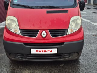 2008 Renault Trafic II Рестайлинг, красный, 1350000 рублей, вид 4