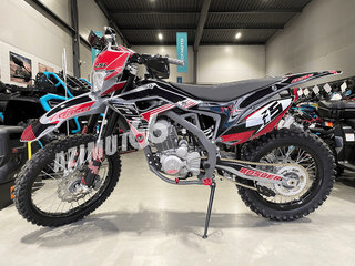 2026 BSE Z5, красный, 179990 рублей, вид 2