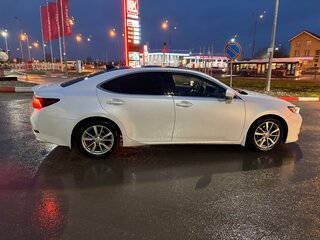2016 Lexus ES 200 VI Рестайлинг, белый, 1750000 рублей, вид 3