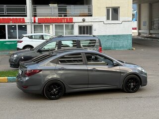 2012 Hyundai Solaris I, чёрный, 980000 рублей, вид 3