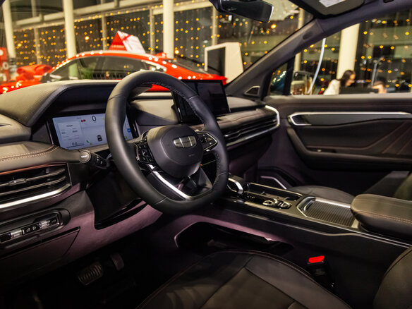 2026 Geely Okavango I Рестайлинг, синий - вид 10