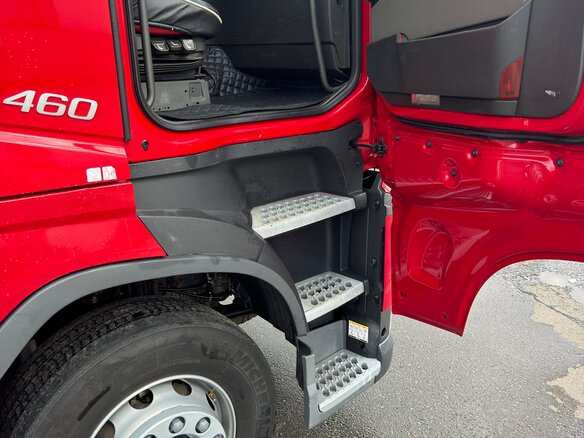 2018 Volvo FH, красный, 8790000 рублей - вид 7