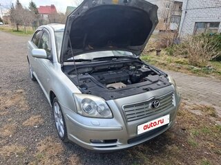 2004 Toyota Avensis II, серебристый, 700000 рублей, вид 2
