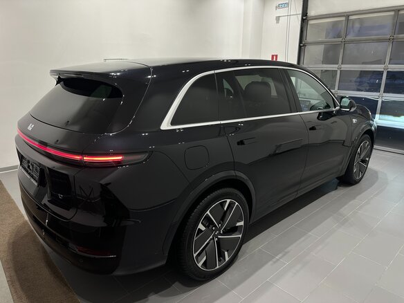 2026 Li Auto (Lixiang) L7 52.3 kWh I Рестайлинг, чёрный, 10600000 рублей - вид 4