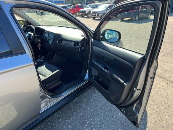 2013 Mitsubishi Outlander III, серый, 1700000 рублей - вид 29