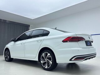 2023 Volkswagen Bora IV (China Market) Рестайлинг, белый, 1100000 рублей, вид 4