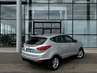 2012 Hyundai ix35 I, серебристый, 985000 рублей, вид 3
