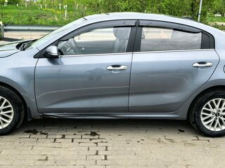 2017 Kia Rio IV, серый, 750000 рублей, вид 3