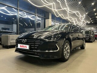 2020 Hyundai Sonata VIII (DN8), чёрный, 2500000 рублей, вид 2