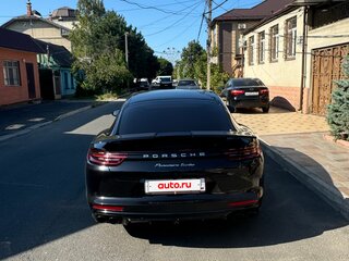 2017 Porsche Panamera Turbo II, чёрный, 7500000 рублей, вид 3