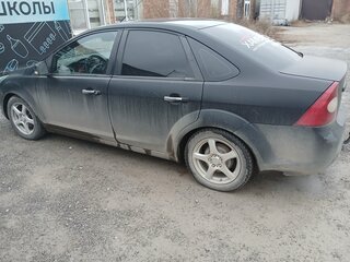 2008 Ford Focus II Рестайлинг, чёрный, 500000 рублей, вид 3