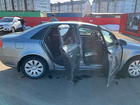 2005 Audi A4 III (B7), серебристый - вид 15