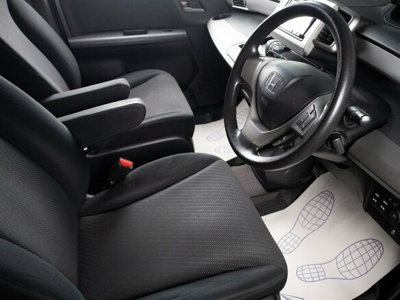 2014 Honda Freed I Рестайлинг, серый - вид 11