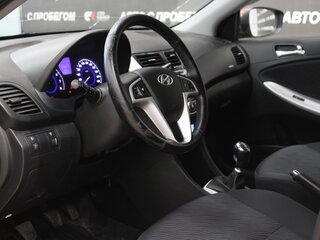 2012 Hyundai Solaris I, красный, 698000 рублей, вид 5