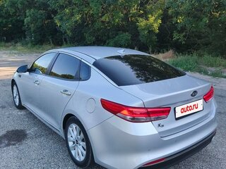 2017 Kia K5 II, серебристый, 1900000 рублей, вид 4