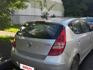2011 Hyundai i30 I Рестайлинг, серебристый, 550000 рублей, вид 3