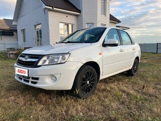 2013 Lada (ВАЗ) Granta I, белый, 373000 рублей, вид 1