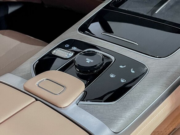 2025 Jaecoo J8, серебристый, 4419000 рублей - вид 39