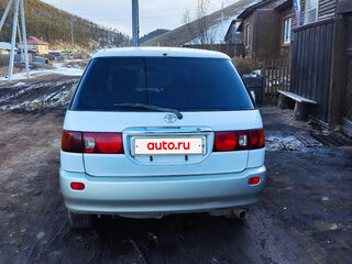 1998 Toyota Ipsum I (M10), белый, 450000 рублей, вид 4