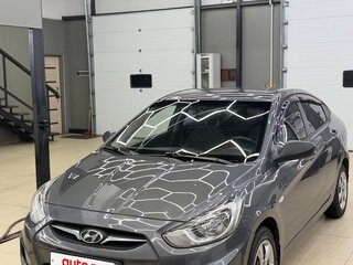 2011 Hyundai Solaris I, серый, 650000 рублей, вид 2