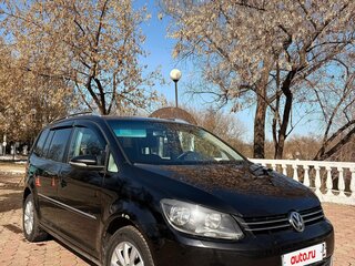 2011 Volkswagen Touran I Рестайлинг 2, чёрный, 885000 рублей, вид 2
