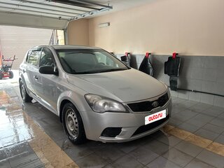 2010 Kia Ceed I Рестайлинг, серебристый, 470000 рублей, вид 3