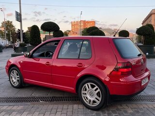 2003 Volkswagen Golf IV, красный, 600000 рублей, вид 3
